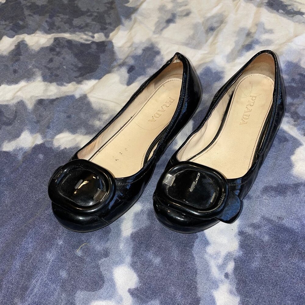 Prada Black Patent Leather Round Toe Flats, Size 36.5 EU - Picture 1 of 8